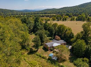 68 Woodrow Ln, Lexington, VA 24450