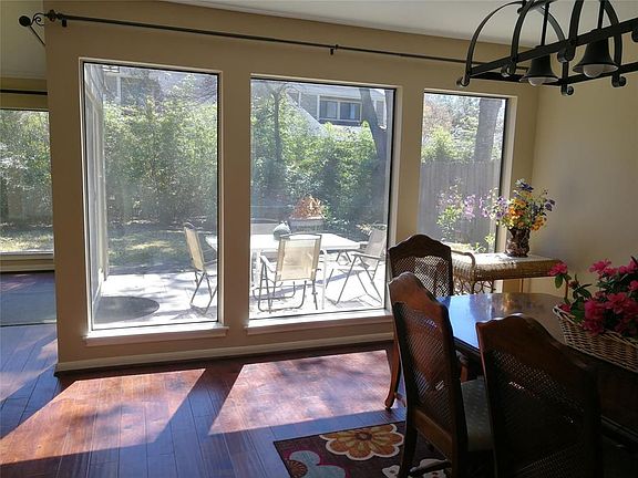 4th image of 11939 Pebble Rock Dr