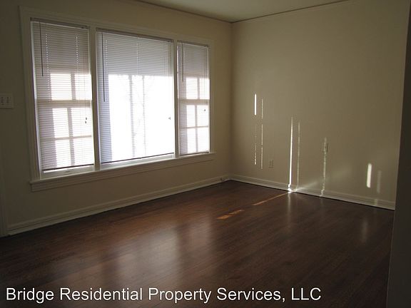 2nd image of 4604 Houghton Ave