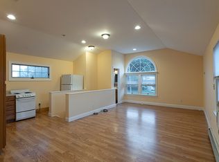 32 Eagle St, Selden, NY 11784