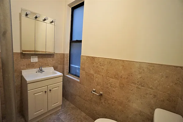Rented by Best Apartments North Inc | media 9