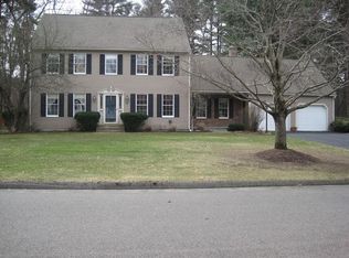 4 Ward Dr, Wilbraham, MA 01095