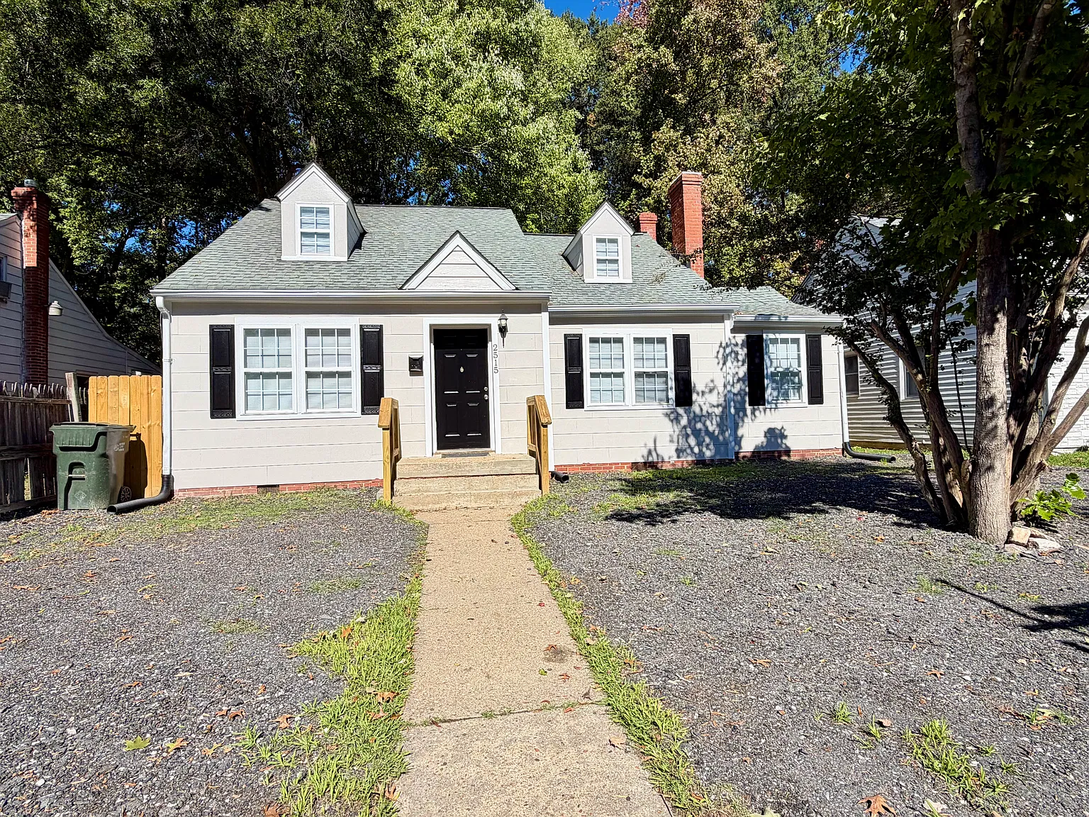 4 bed, 1.5 bath, 1721 sqft, $2,200 — Photo 2