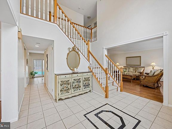 4th image of 1705 Rockcrest Ct