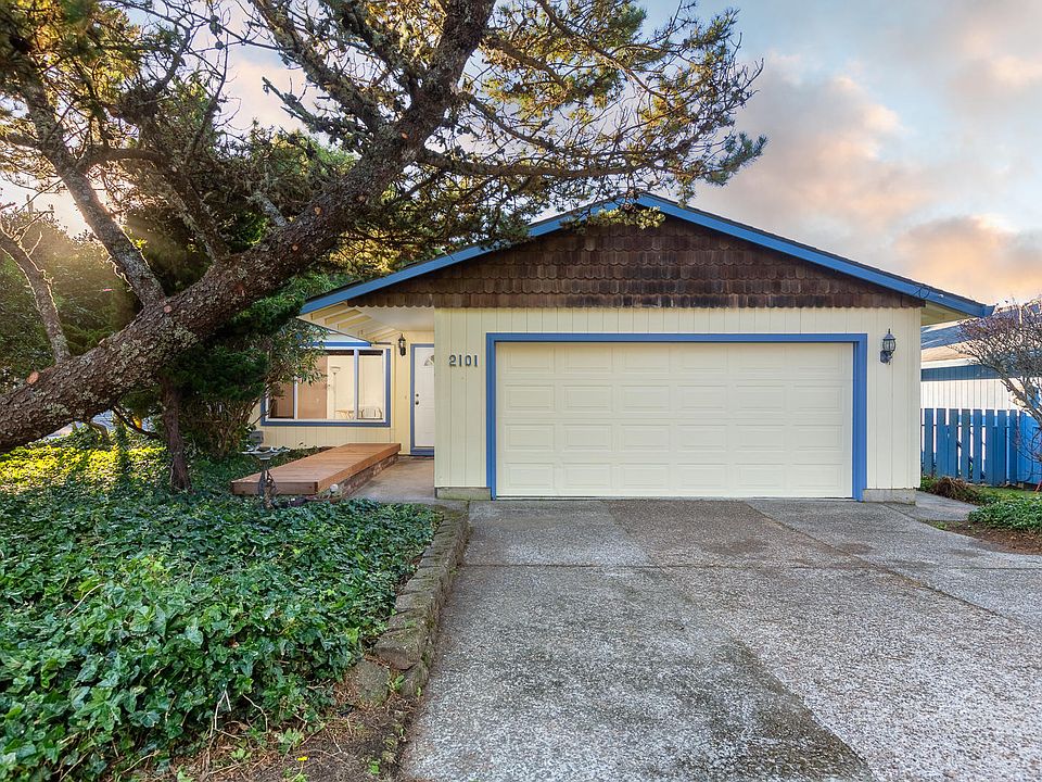 2101 NW Lee Ave, Lincoln City, OR 97367 | Zillow