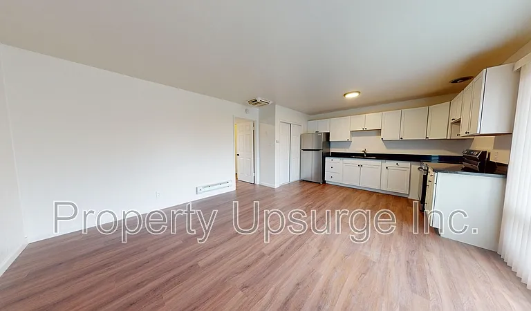 2405 Old Eureka Way #3 — Photo 5