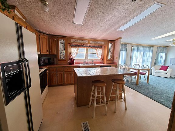 5th image of 99 Elston Hill Rd