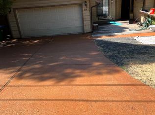 6184 Leicester Dr, Magalia, CA 95954