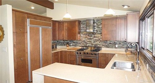 5th image of 12655 Shorewood Dr SW