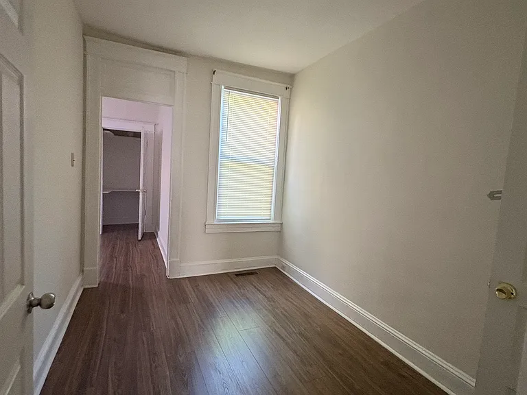 2817 W Cold Spring Ln — Photo 11