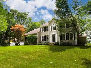 10 Sophia Dr, Cranston, RI 02921