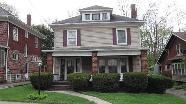 406 Cowell Ave photo 1
