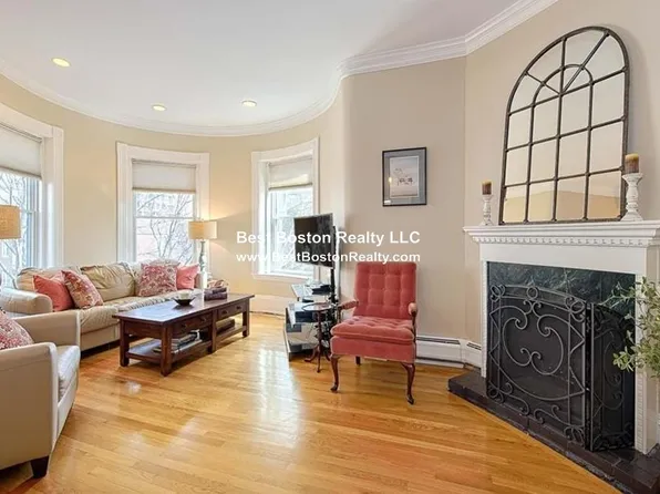 33 Longwood Ave, Brookline, MA