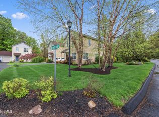 2 Emily Ct, Great Barrington, MA 01230