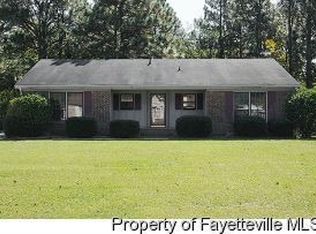 2917 Peacock St, Hope Mills, NC 28348