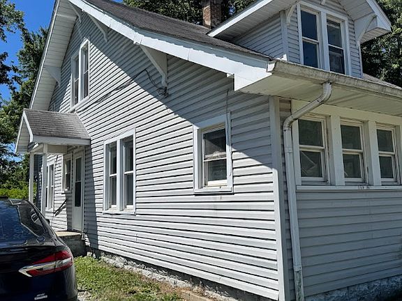 2nd image of 1233 E 29th St