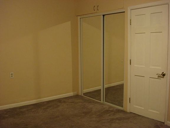 4th image of 2119 Homer Ave