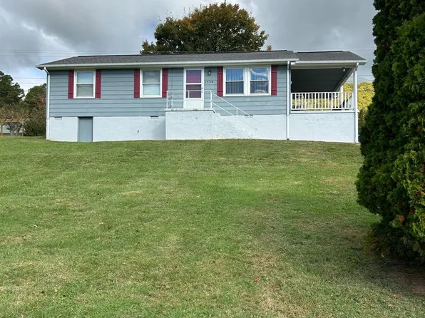 1520 Kanawha St, Glasgow, VA 24555