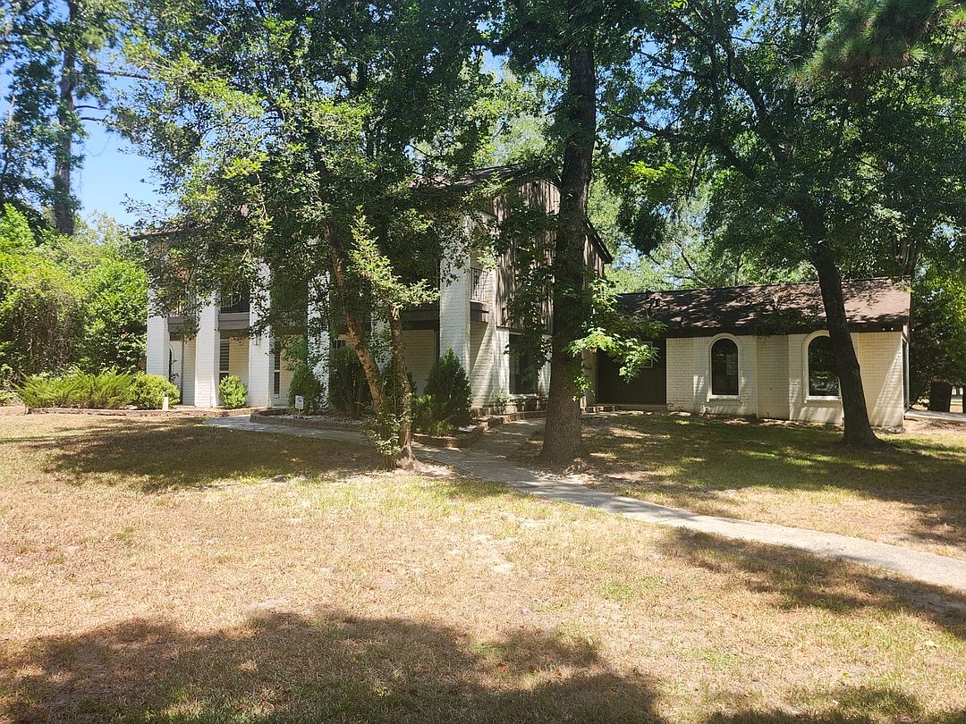 794 Chicora Wood Ct — River Plantation Country Club