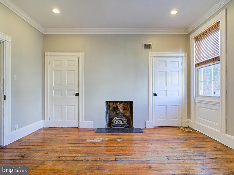 112 Fairmount Ave — Photo 10