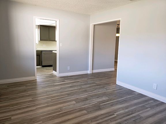 5th image of 40848 Johnston Ave