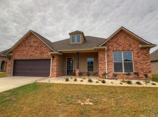 13333 Marys Way #D, Diberville, MS 39540