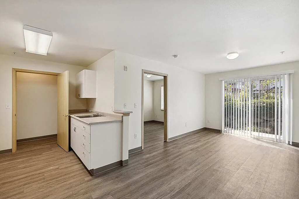 Ballinger Court Senior Affordable Apartments — Photo 4
