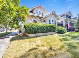 901 Cleveland Ave, Park Ridge, IL 60068