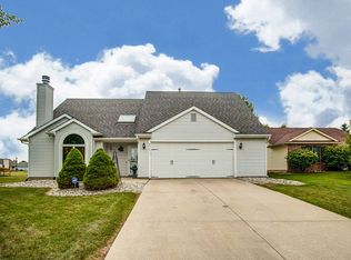 8417 Wyckford Pl, Fort Wayne, IN 46825