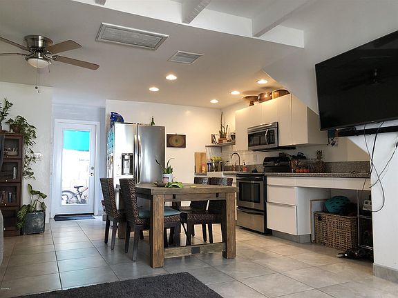 3rd image of 2025 S Granada Dr APT 13