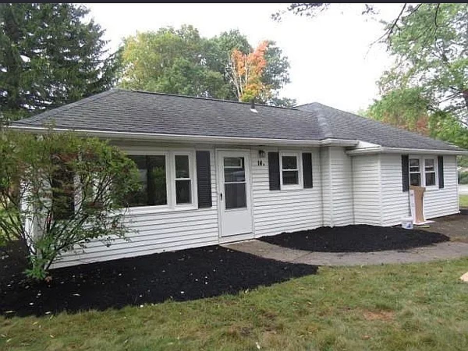 1st image of 14A Brentwood Dr