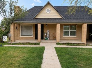 705 Avenue C NE, Childress, TX 79201