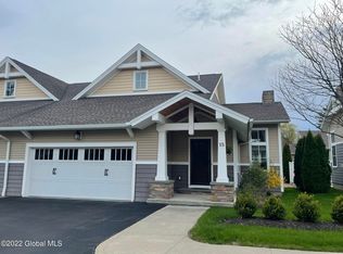 15 Abbey Rd, Delmar, NY 12054