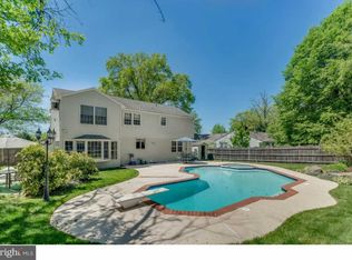 354 Bortons Mill Rd, Cherry Hill, NJ 08034