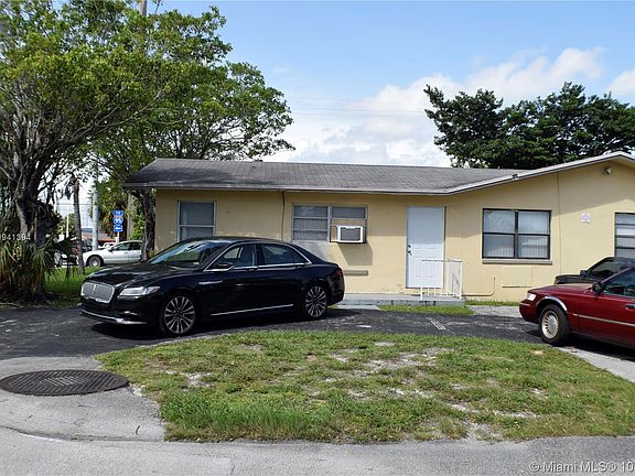 4th image of 3070 NW 9th Ave APT 1