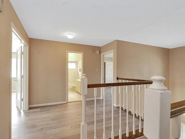 16423 Ash Point Ln — Photo 23