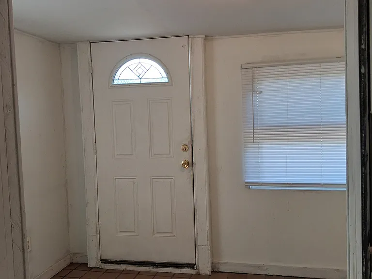 533 E Milton Ave — Photo 13