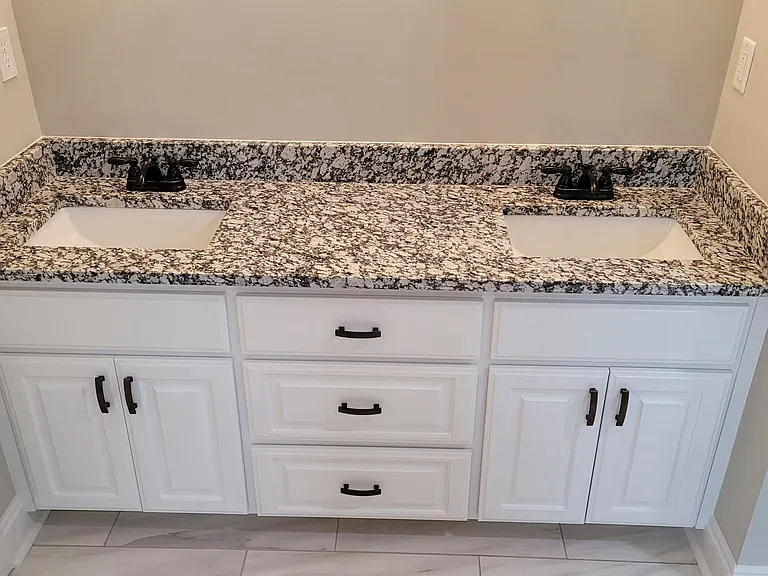 109 Jennie Dr — Photo 15