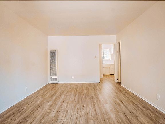 2nd image of 7117 Fulton Ave #5