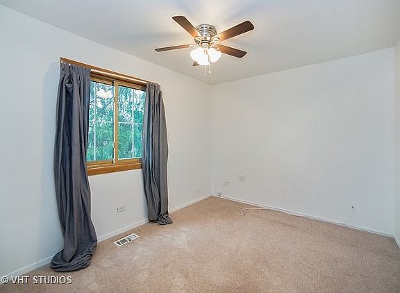 5th image of 10 Woodsorrel Pl