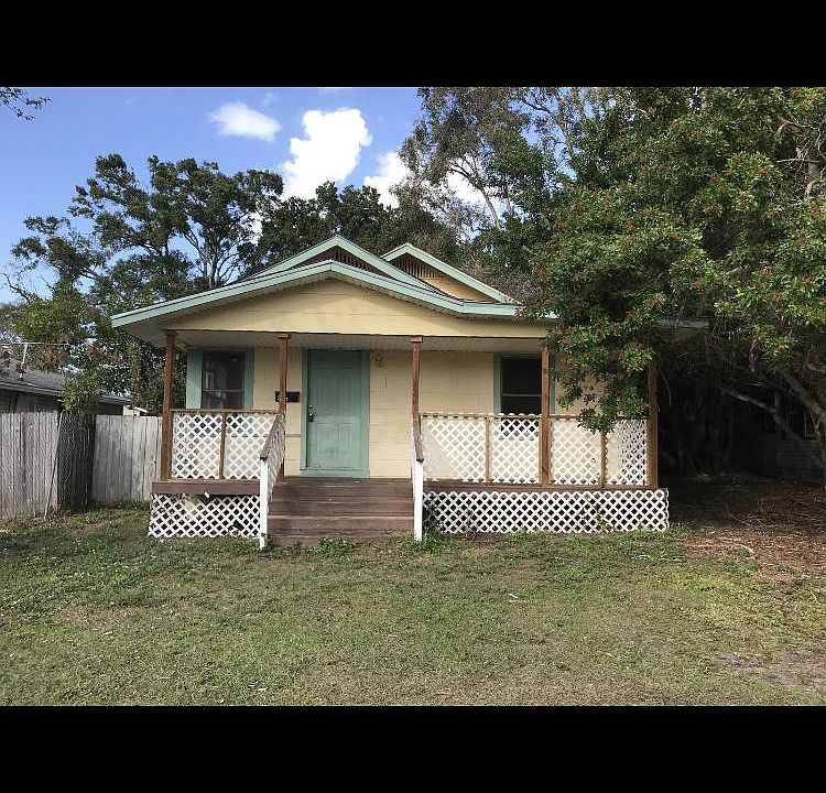 1st image of 3845 8th Ave S