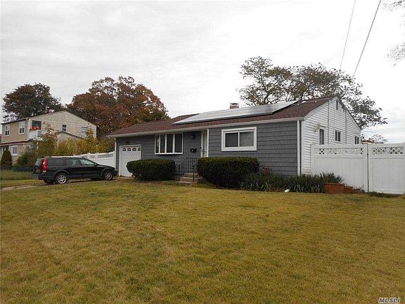2nd image of 37 Bow Ln