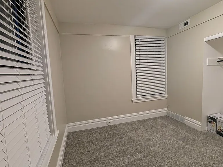 121 Grandview Ave #9 — Photo 18