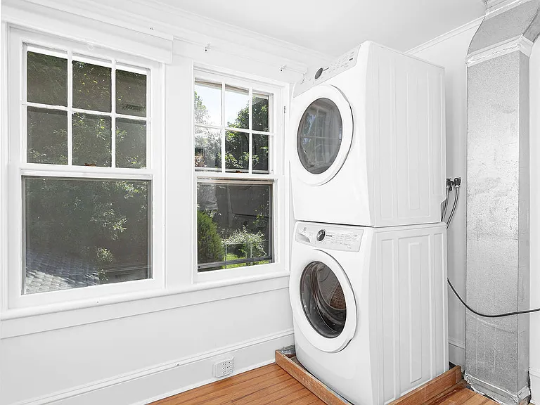 12 Roosevelt Rd — Photo 20