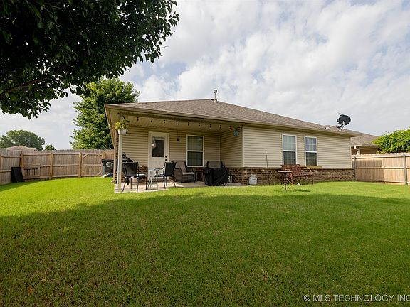 2nd image of 14734 S Toledo Pl