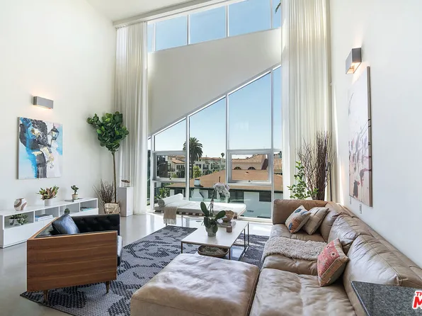803 Wilcox Ave #11, Los Angeles, CA 90038