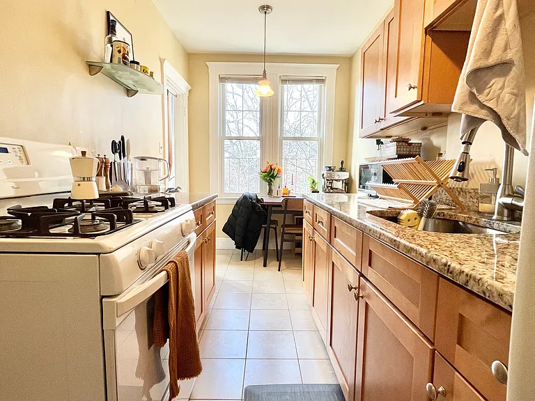 32 Sidlaw Rd #18 — Photo 2