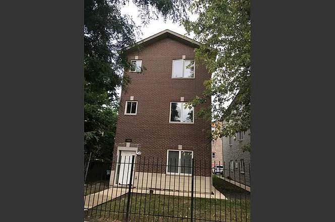 3 bed, 1.5 bath, $1,650 — Photo 1