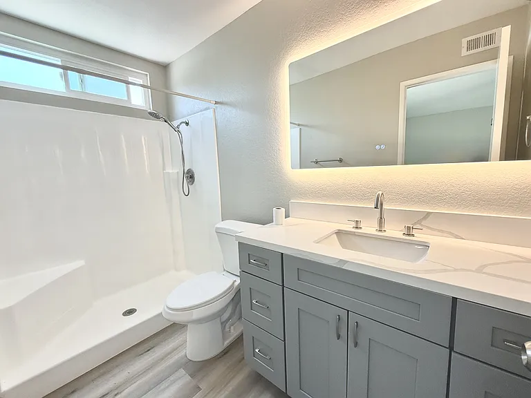 2382 Carlsbad Cir — Photo 16