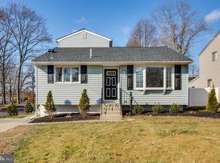 401 Arline Ave, Glendora, NJ 08029